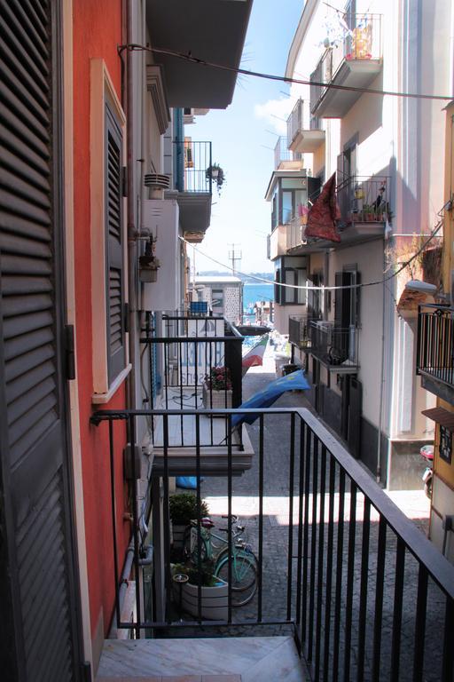 B&B Darsena Pozzuoli Exterior foto